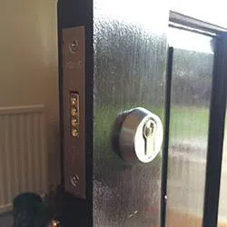 Expert Locksmith Services New Rochelle, NY 914-801-1180 - home-ls-01